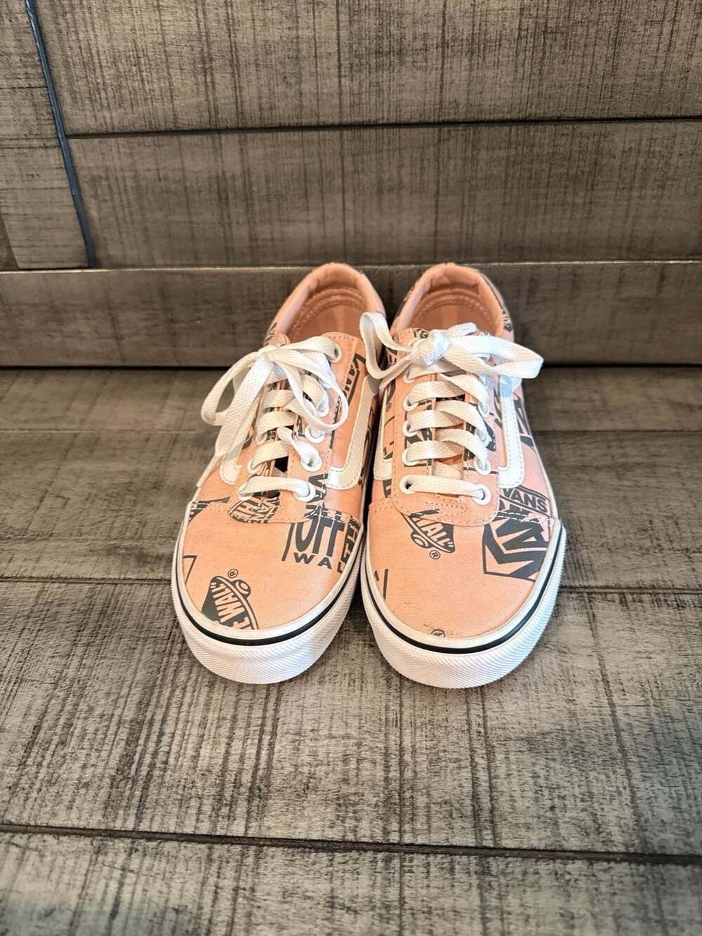 Vans Ward Logo Mix Salmon Pink Low Top Skate Shoes Women's 5